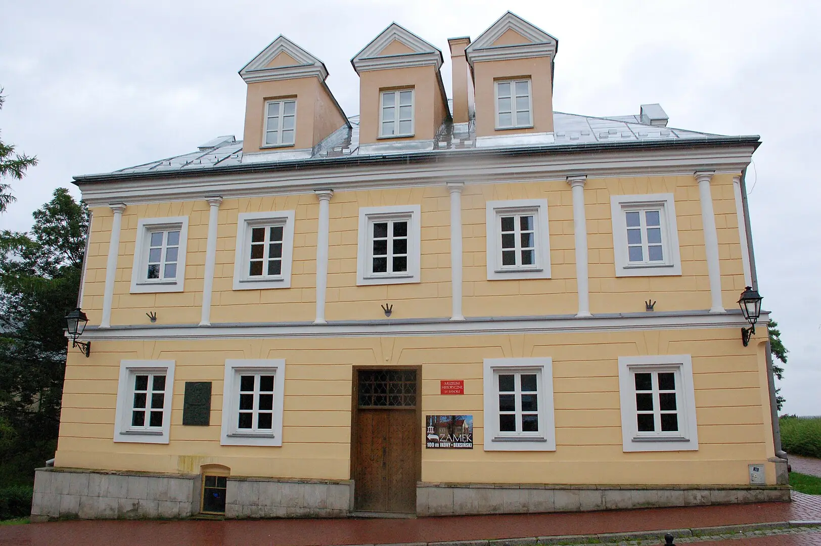Muzeum Historyczne w Sanoku - kolekcja ikon i prac Z. Beksińskiego